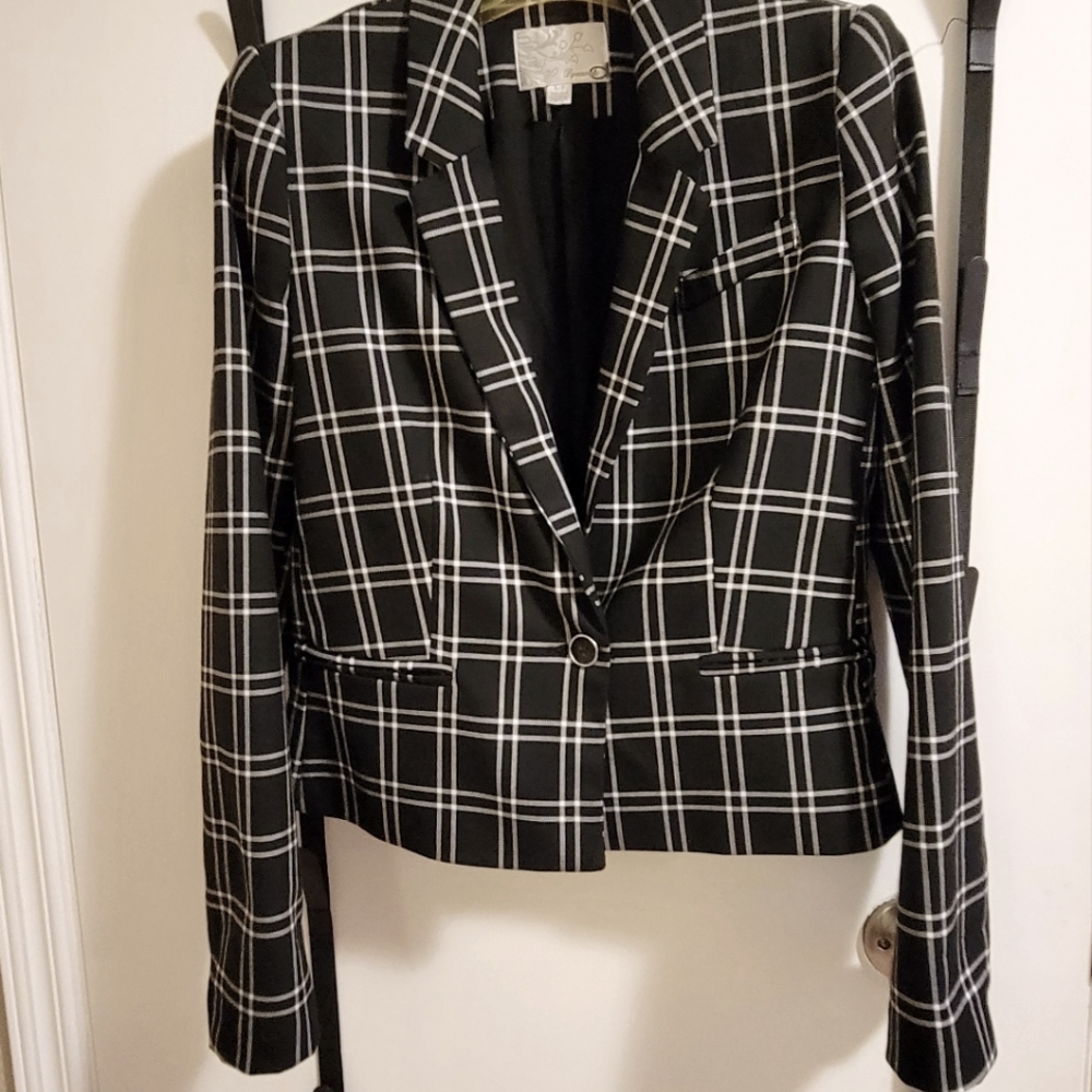 Dynamite Black and White Checkered Blazer - Size Small